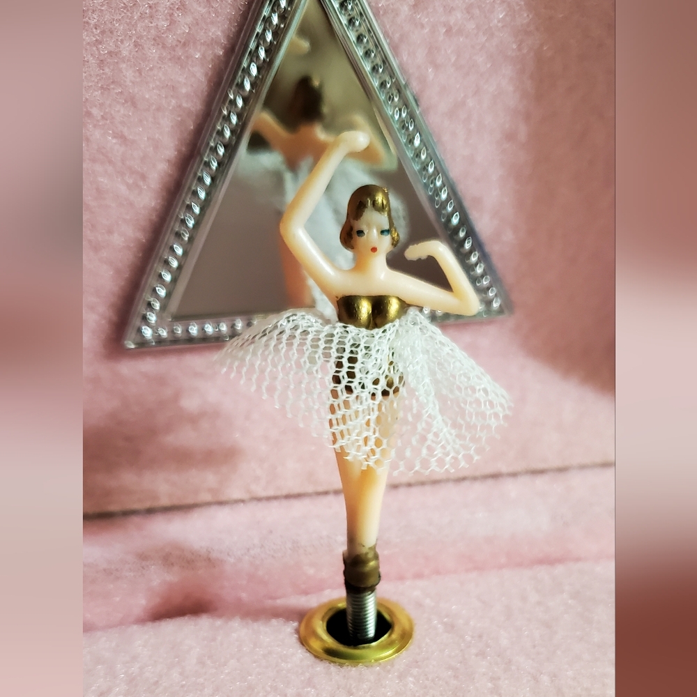 1960s Jewelry Music Box with Ballerina